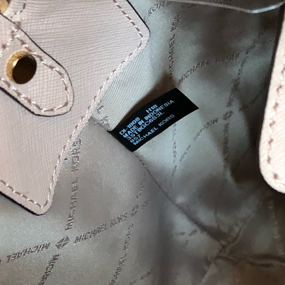 3pcs Michael Kors Large Ciara&wallet&pom pom - Picture 6 of 8